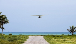 Vamizi - airstrip arrival